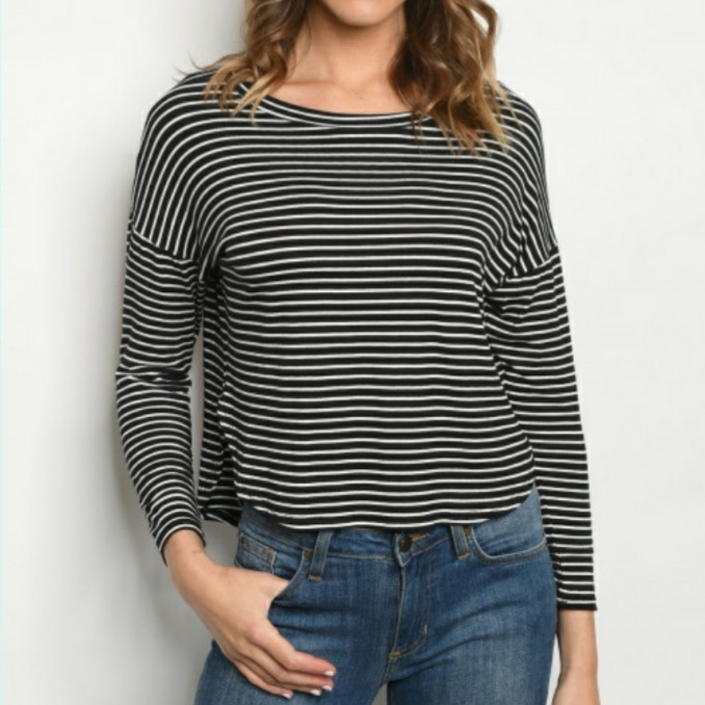 Long Sleeve black/white tee w/heart detail